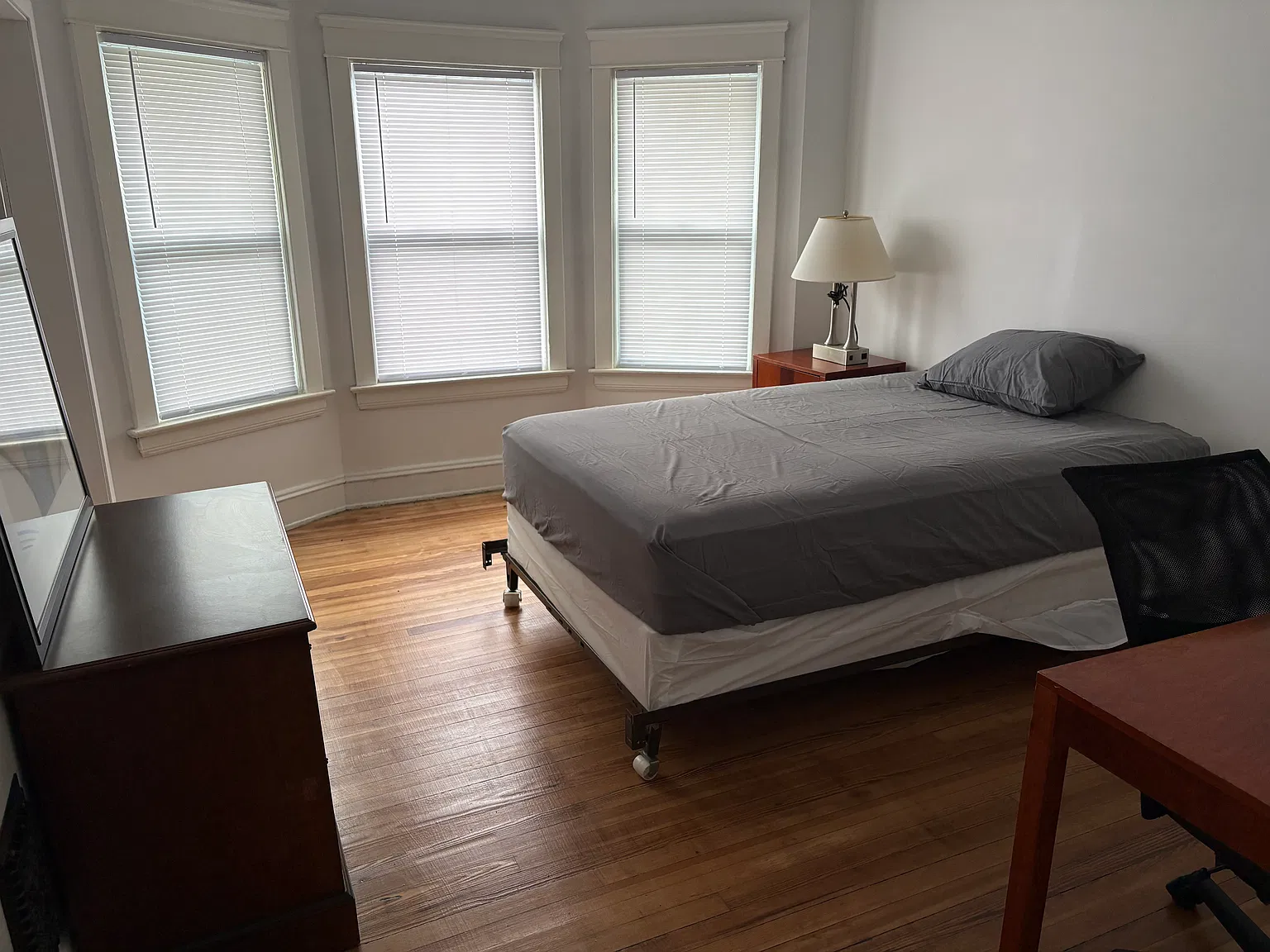 4 bed, 1.5 bath, 1880 sqft, $1,496 — Photo 1