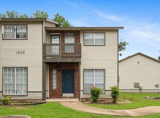 1838 River Crossing Cir APT C, Austin, TX 78741