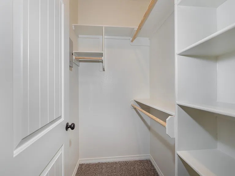 303 Ash St — Photo 7