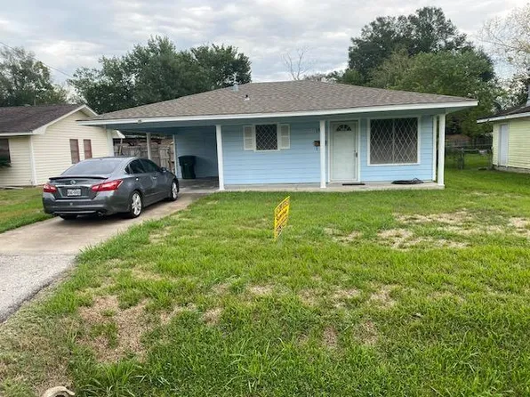 195 Clemmons St, Beaumont, TX 77707