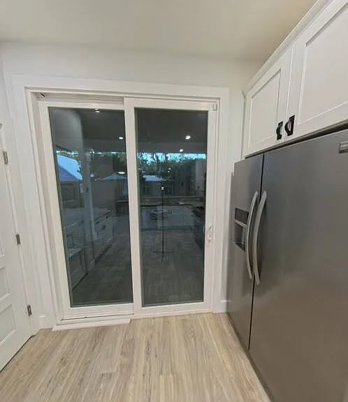 405 B St — Photo 25