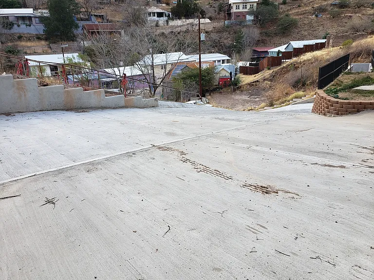 221 Youngblood Hill Ave — Photo 26
