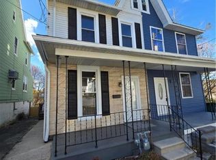 107 5th St, Slatington, PA 18080