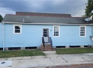 2027 Stephen Girard St, New Orleans, LA 70122