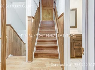 120 Settlers Ct, Kitchener, ON N2E2L4