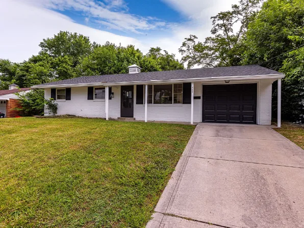 722 Castro Ln, Cincinnati, OH 45246