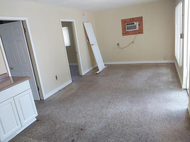 2107 San Marcos Ave — Photo 3