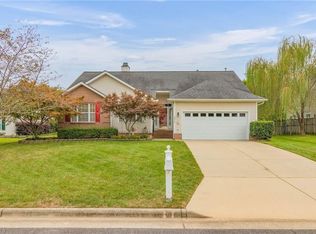 3976 Sorrell Ct, High Point, NC 27265