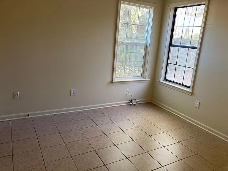 6966 Tobin Dr — Photo 8