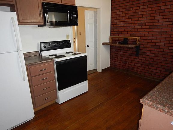 4th image of 520 S Bailey Ave