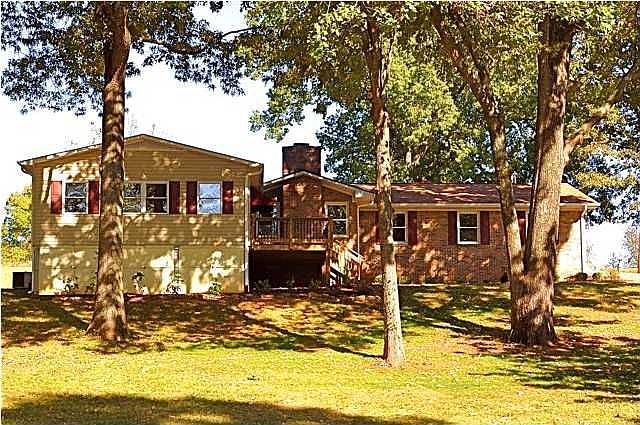 1st image of 390 Ramblewood Dr