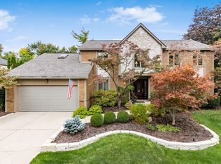 1000 Ravine Ridge Dr, Worthington, OH 43085