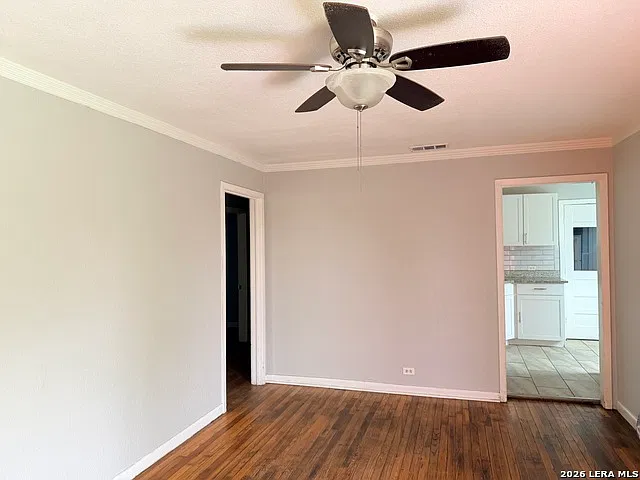 3 bed, 1.0 bath, 1262 sqft, $1,500 — Photo 4