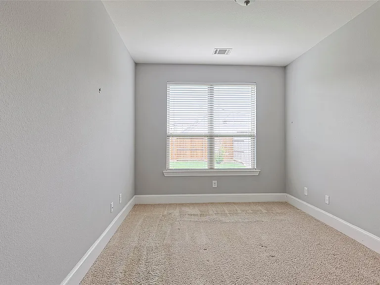 5919 Solara Ledge Ln — Photo 18