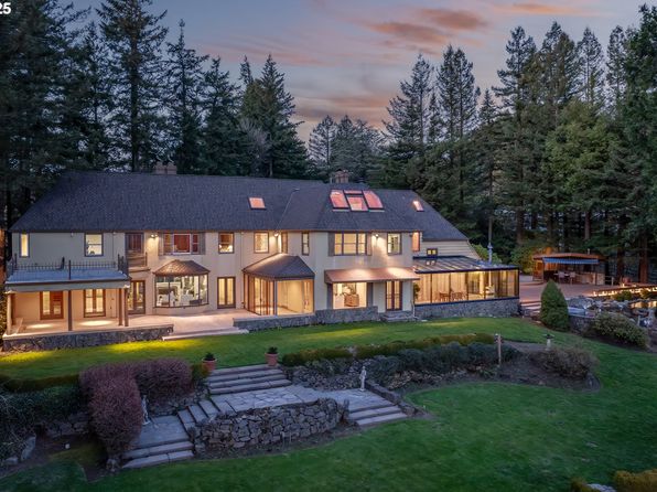 2732 SW Scholls Ferry Rd, Portland, OR 97221