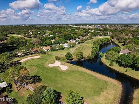3rd image of 7037 Pine Hollow Dr