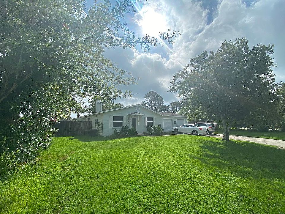 1st image of 80 Dolphin Blvd E