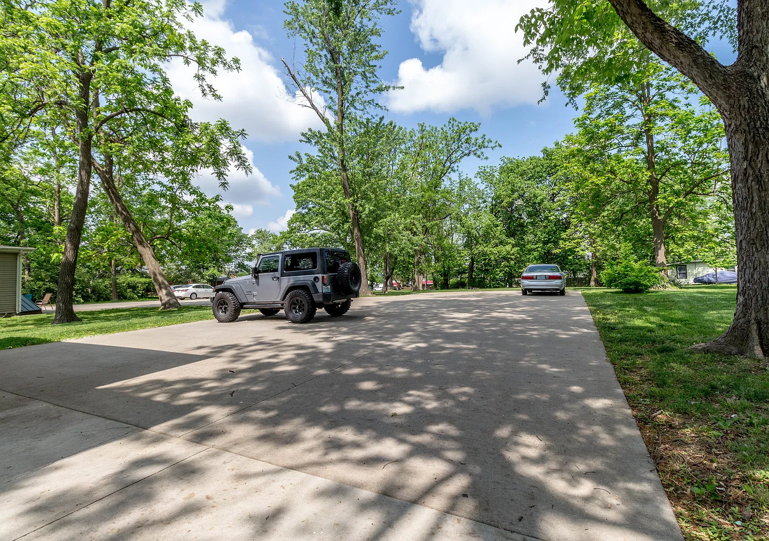 1319 Paris Road — Photo 4