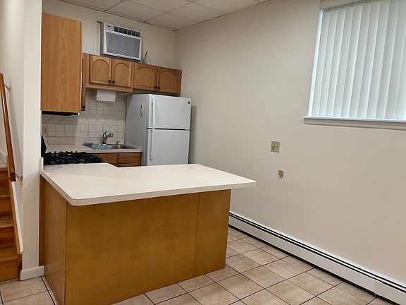 5th image of 53-59 Locust Ave #0