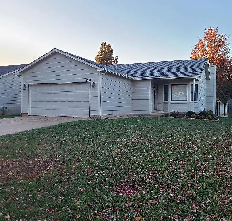 2014 N Sunridge St