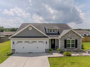 903 Periwinkle Ct, Jacksonville, NC 28546