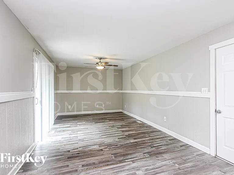 5837 Walsham Way — Photo 5