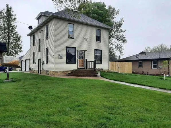 385 Lutheran STREET, Platteville, WI 53818