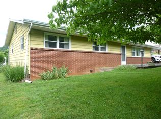 157 Bluebell Dr, Gate City, VA 24251