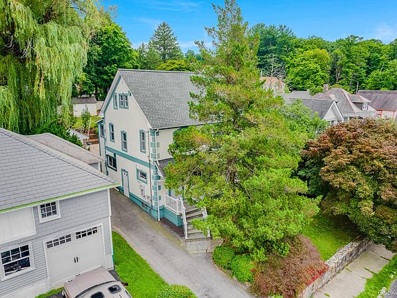 4th image of 211 Pomeroy Street
