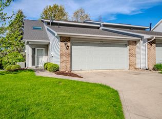 4322 Octagon Sq, Fort Wayne, IN 46804