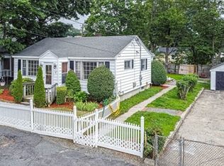 39 Kenwood Rd, Methuen, MA 01844