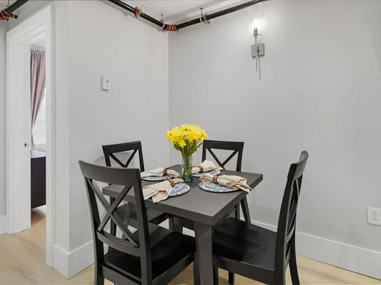 Quarry St. Apartments — Photo 145