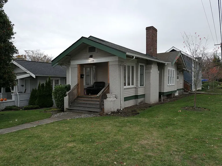 1100 High St — Photo 1