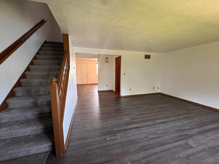 1st floor - living room