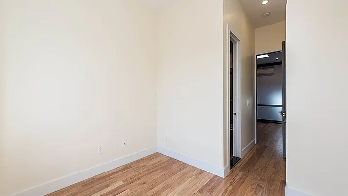 Rented by Nooklyn NYC LLC | media 39