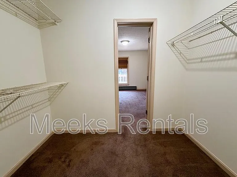 1615 6th Ave — Photo 8
