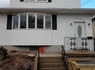 736 Clover Ave, Ellwood City, PA 16117