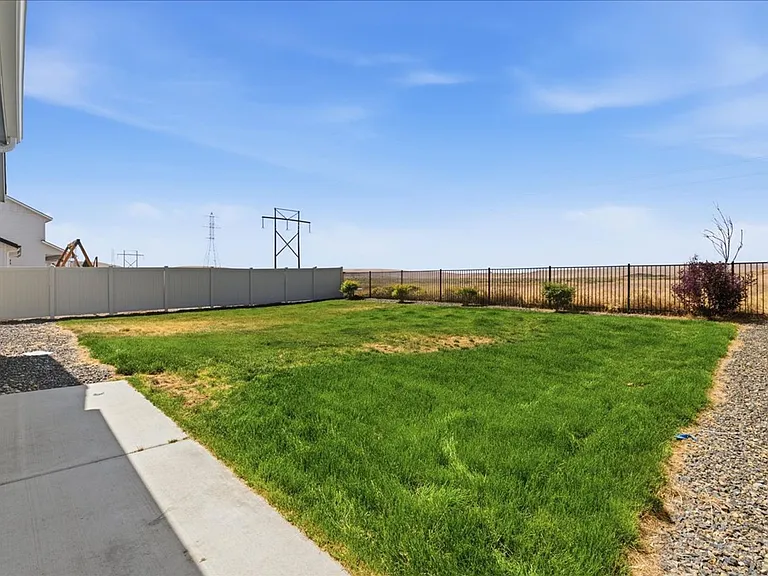8345 S Snow Bird Ave — Photo 31