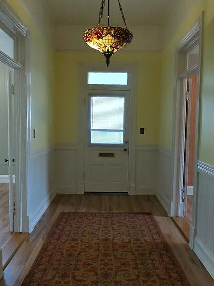 315 Mimosa Dr — Photo 2