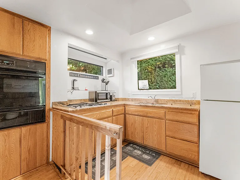 1724 La Vereda Rd — Photo 21