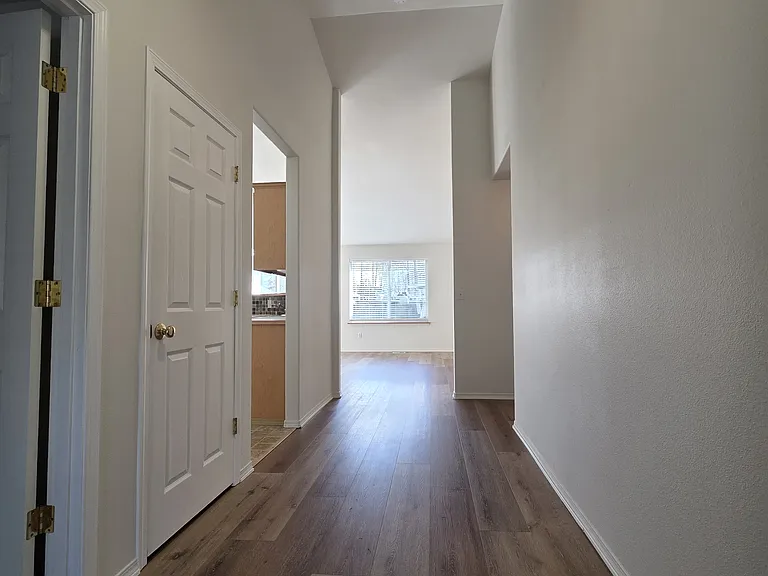 17611 67th Avenue Ct E — Photo 5