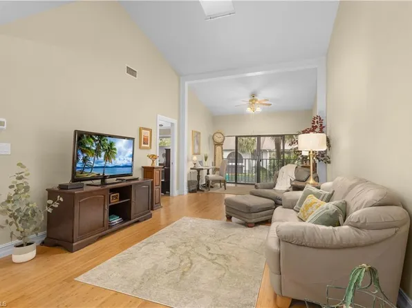 3370 10th ST N #1308, NAPLES, FL 34103