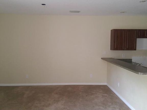 3rd image of 2423 29th Ave E