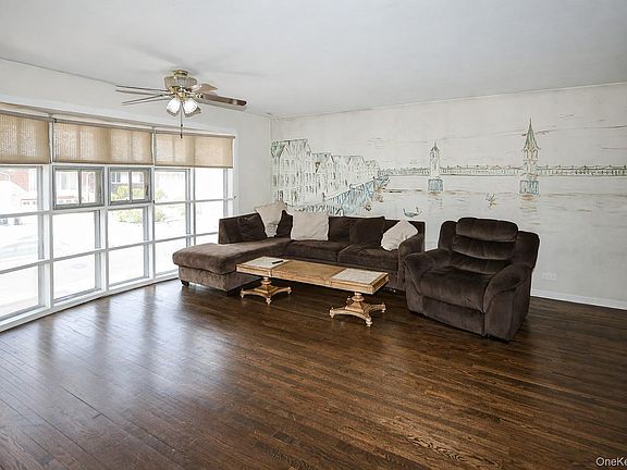3rd image of 736 Bunker Road