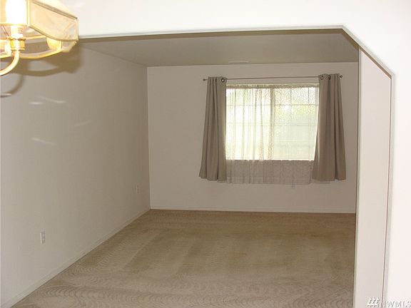 4th image of 1343 S Cougar Dr