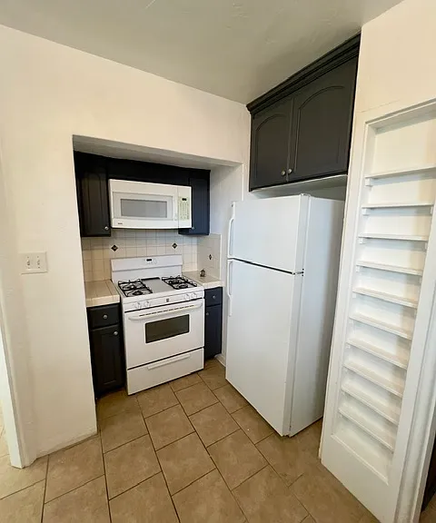 205 W Lancaster Blvd #205 — Photo 10