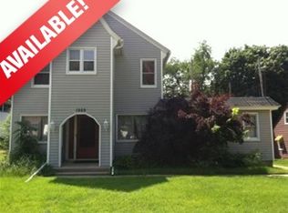 1929 Hillcrest Rd, Rockford, IL 61108