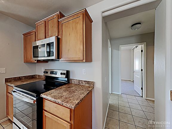 5th image of 43156 W Elizabeth Ave