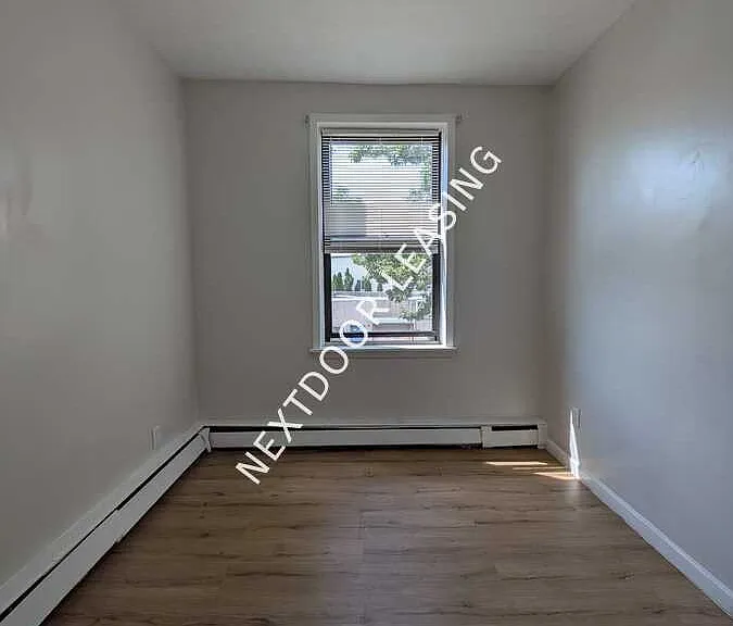 998 Broadway #2M — Photo 7