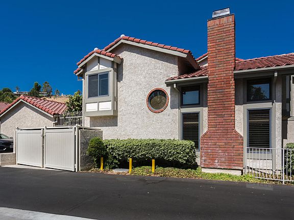 3rd image of 6811 Valley Circle Blvd Unit 34